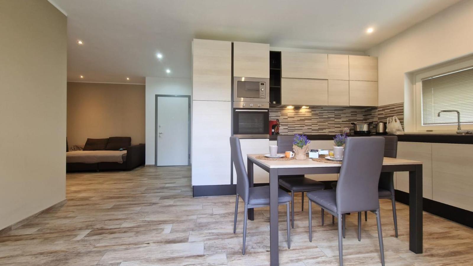 Apartment Casa Lina Tirano